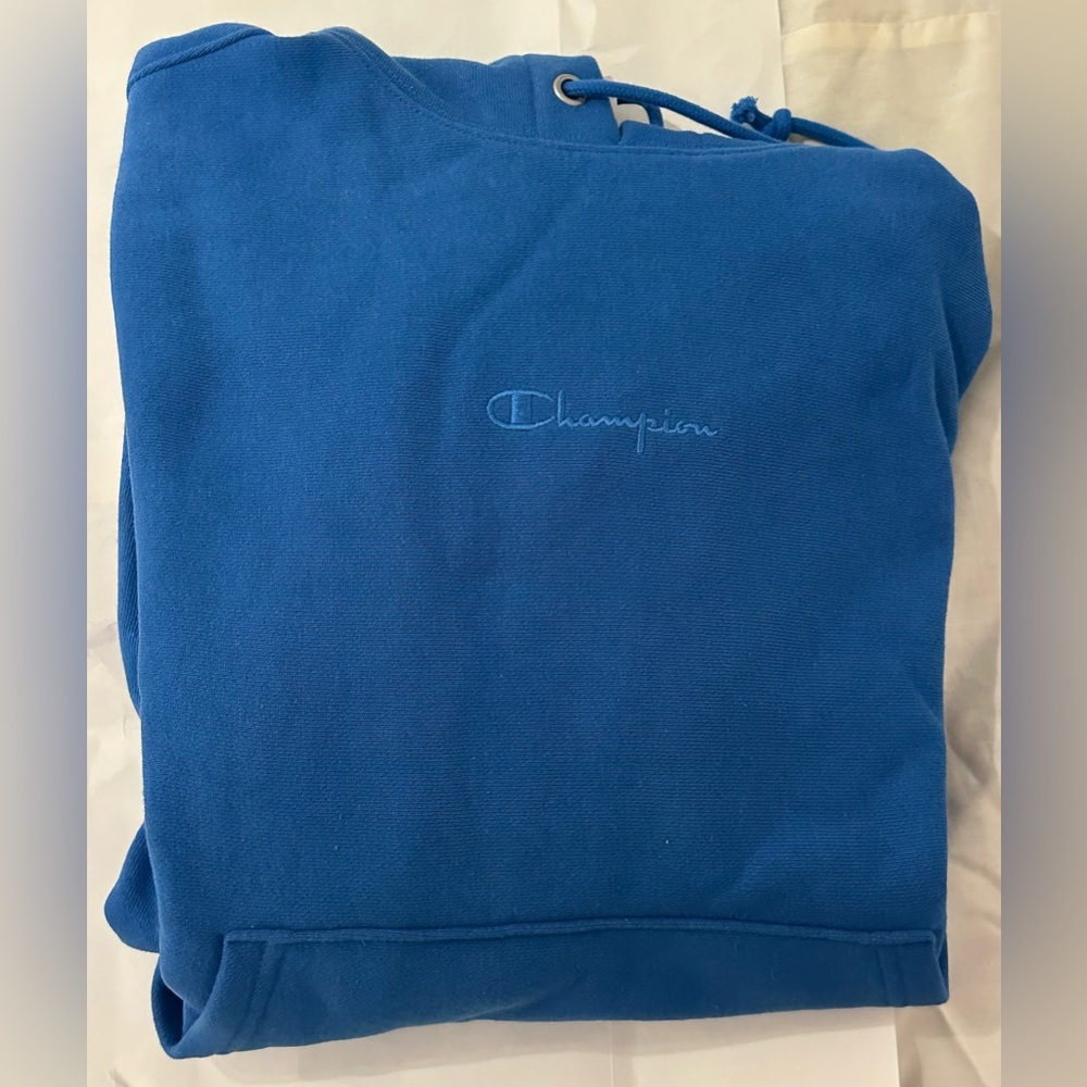 💙 NWT - Champion Reverse Weave Hoodie 💙
